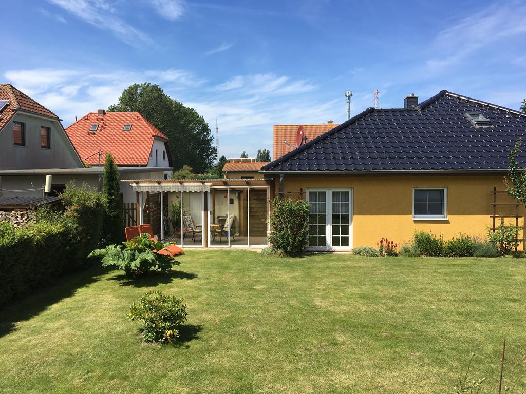 Moellis Apartment Am Jasmund-Nationalpark Lohme Exterior foto
